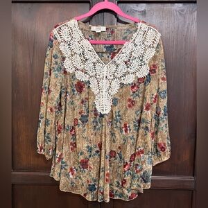 Vintage America Floral Crochet Accent Blouse size Medium Cottagecore